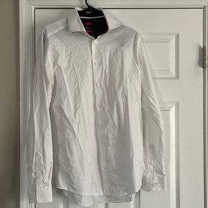 Kenneth Cole dress shirt on good condition